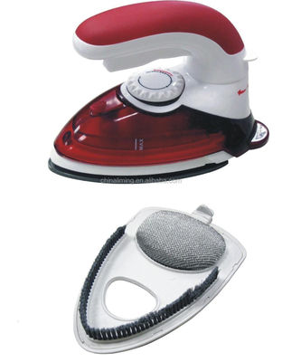 Βιώστε ομαλή σιδέρωση οπουδήποτε με το LM-688 Travel Steam Iron 800W Electric