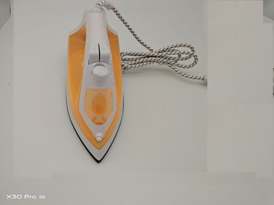 Αλουμινένιο πέλμα και 35g/min συνεχής ατμός LM-1602 ατμοσίδηρο για γρήγορο σιδέρωμα